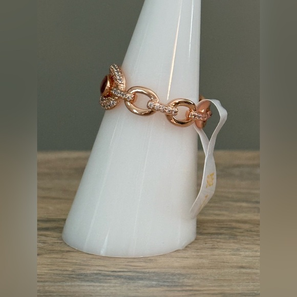 Bomb Party 2026 December Ring “Pressed & Iced” Size 7. Brand New! - Picture 5 of 7